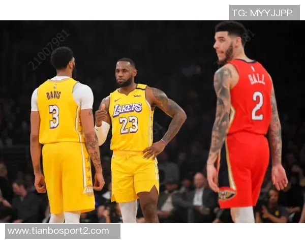 湖人步行者等队询价墨菲鹈鹕开价顶级新星加三首轮选秀权